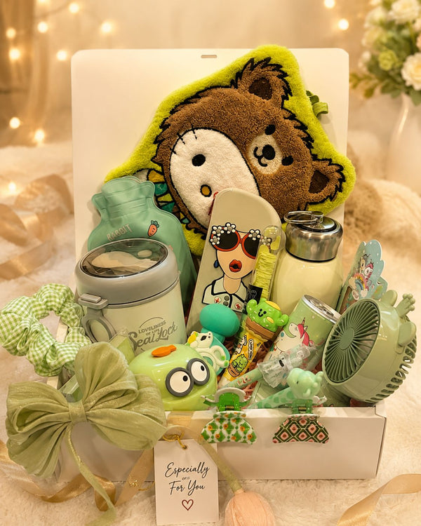 💚Little Green Joys Hamper